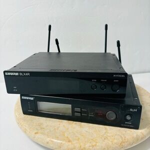 Shure BLX4R Rackmount Wireless Receiver &‎ SLX4 Diversity Receiver Power Cords